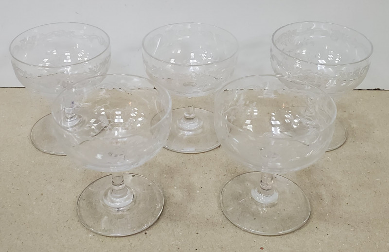 5 Pahare din cristal pentru servit aperitiv, Perioada interbelica