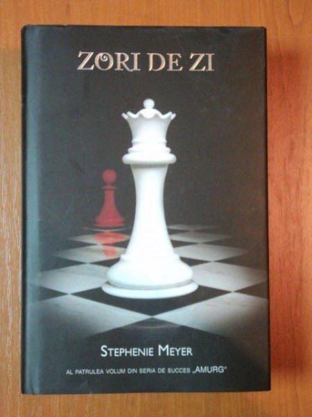 ZORI DE ZI de STEPHENIE MEYER , 2009 *PREZINTA HALOURI DE APA
